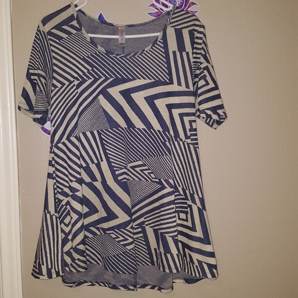🎉Lularoe Perfect T Size
